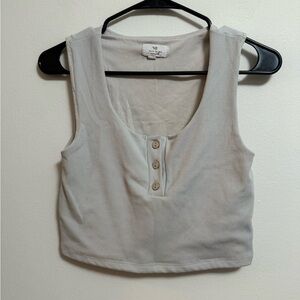 Women's Button-Front Ribbed Tank Top - Light Gray‎